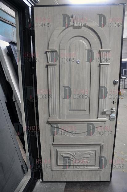 Парадная дверь HomeDoors