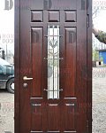 Парадная дверь со стеклом и ковкой HomeDoors